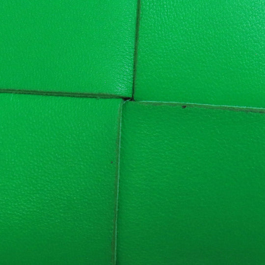 BOTTEGAVENETA Bifold Wallet leather green MAXI INTRECCIATO