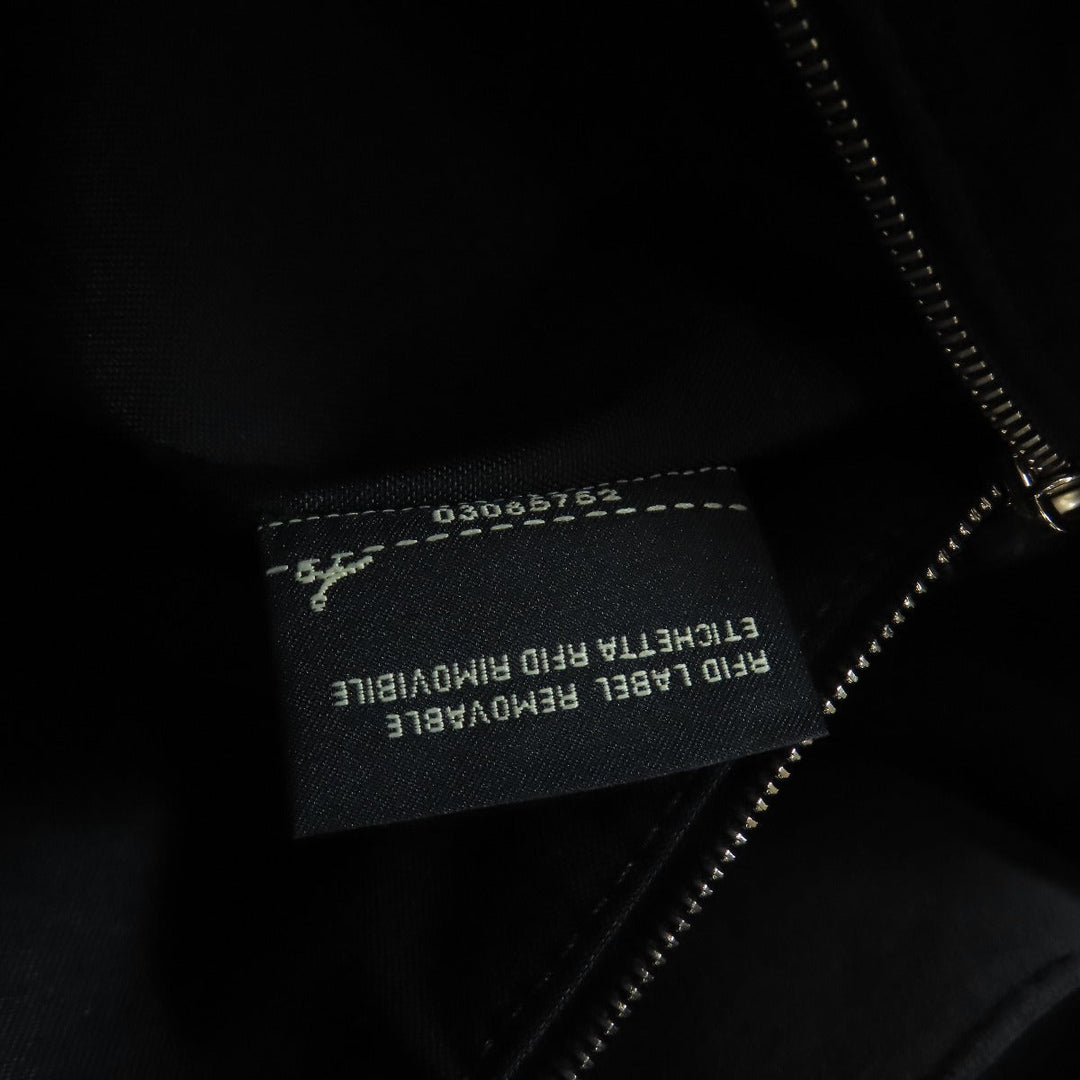 FENDI Shoulder Bag Calfskin black Selleria Messenger