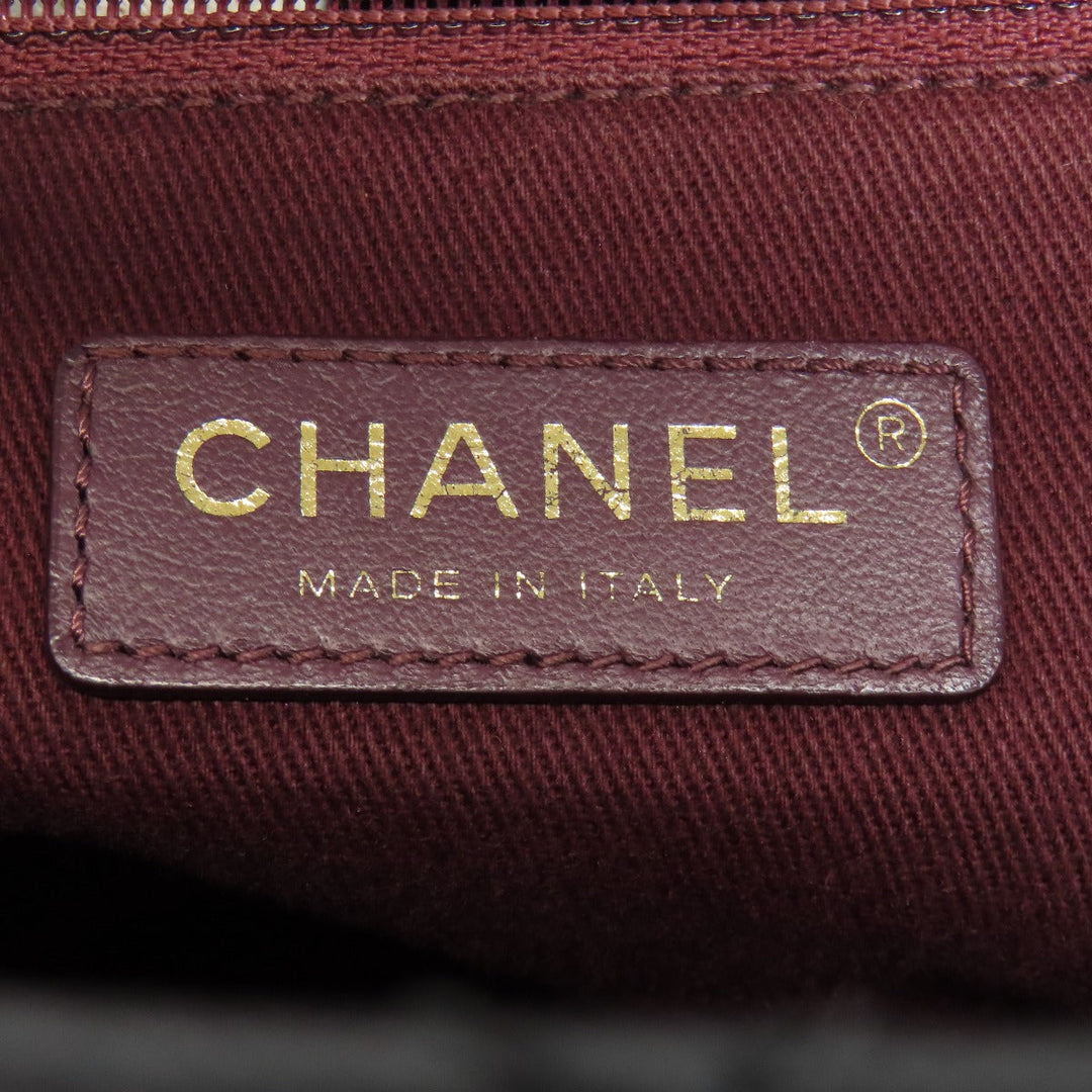 CHANEL Tote Bag Grained Calfskin Skin black Matelasse ChainShoulder Gold Metal Women Used Authentic