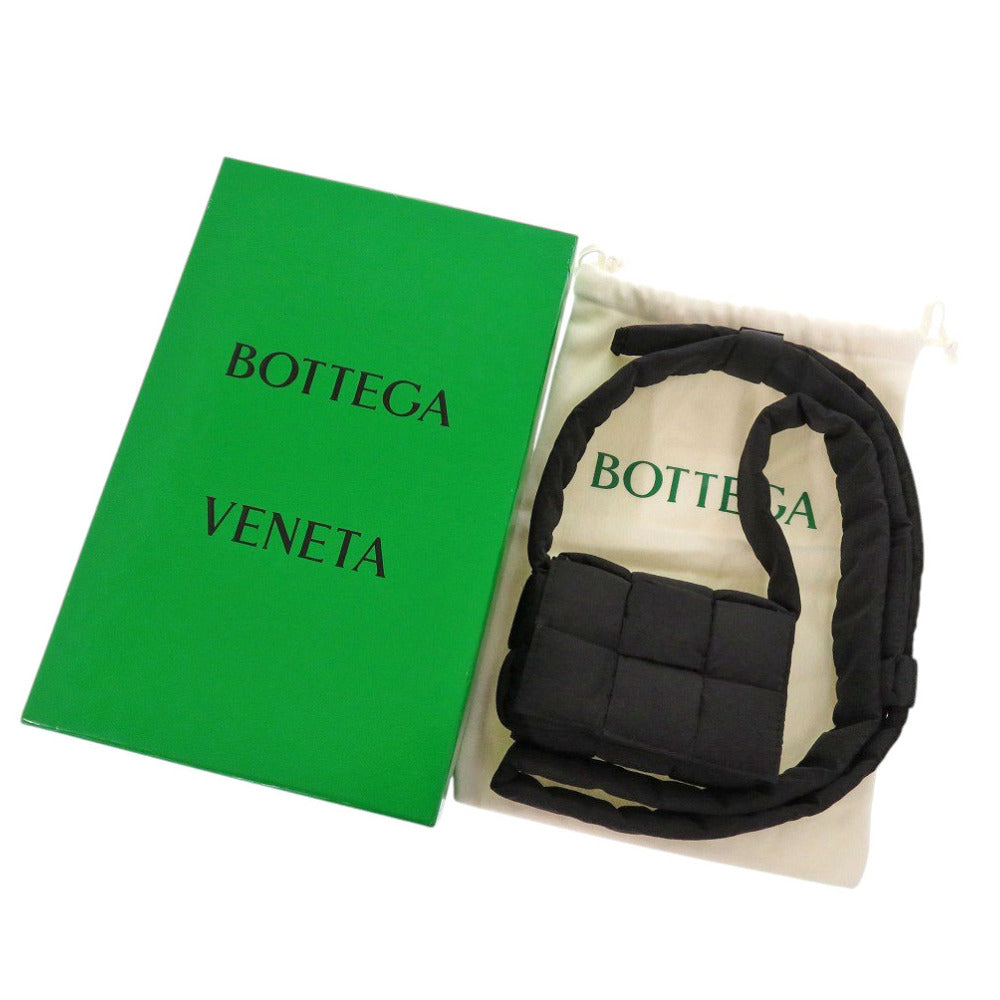 BOTTEGAVENETA Shoulder Bag 691018 Nylon black PADDED CASSETTE MINI unisex(Unisex) Used Authentic
