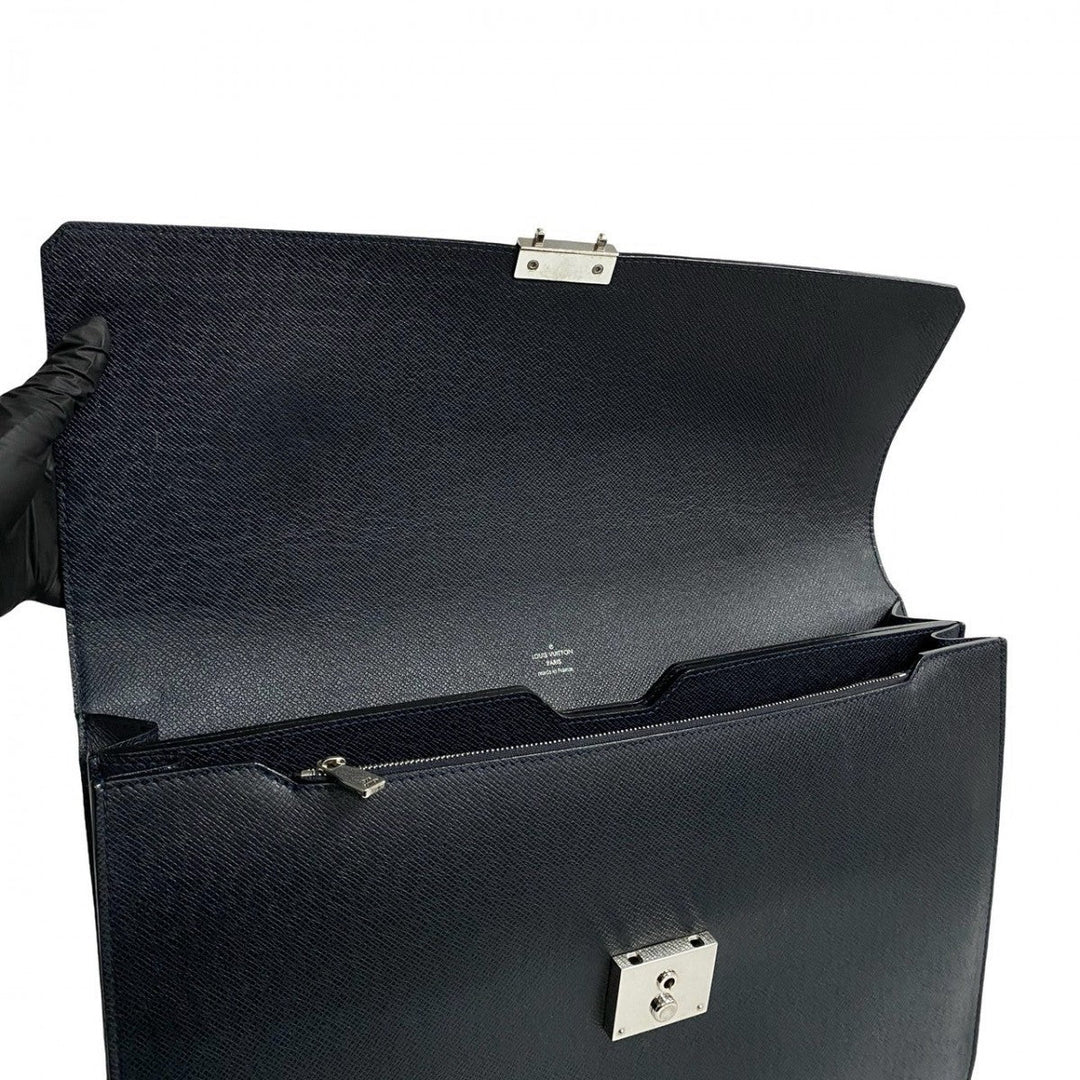 LOUIS VUITTON Business bag leather Navy Taiga Neo Robusto 2