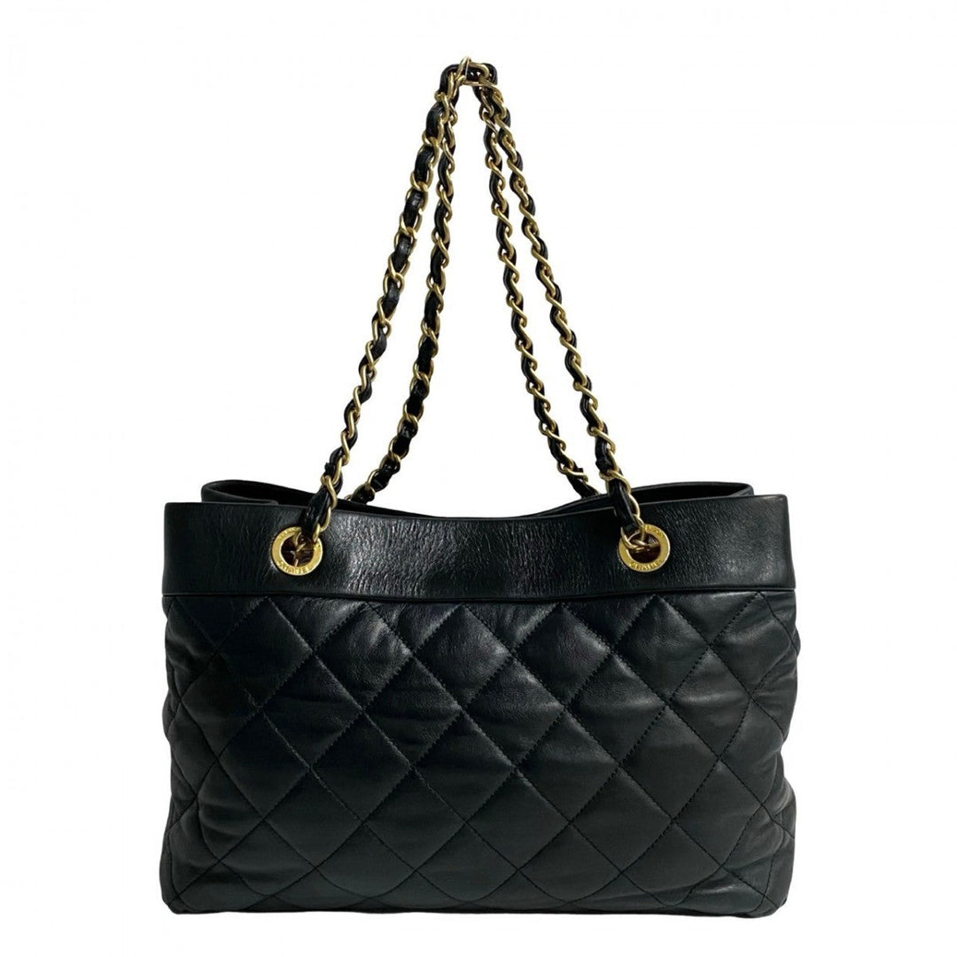 CHANEL Tote Bag lambskin black Matrasse