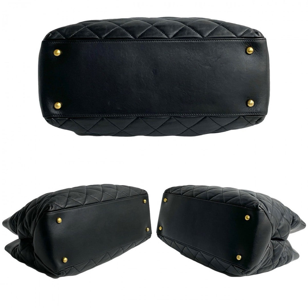 CHANEL Tote Bag lambskin black Matrasse