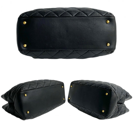 CHANEL Tote Bag lambskin black Matrasse