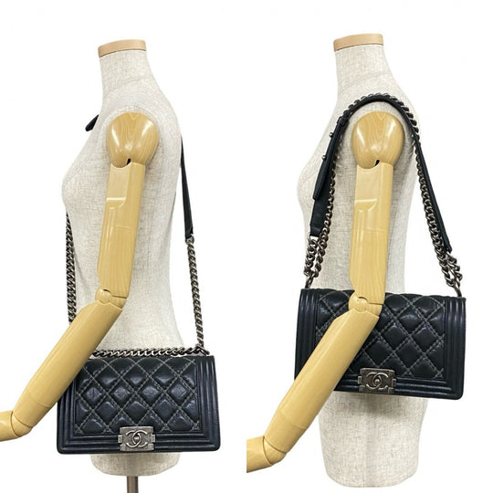 CHANEL Shoulder Bag leather black Boy chanel