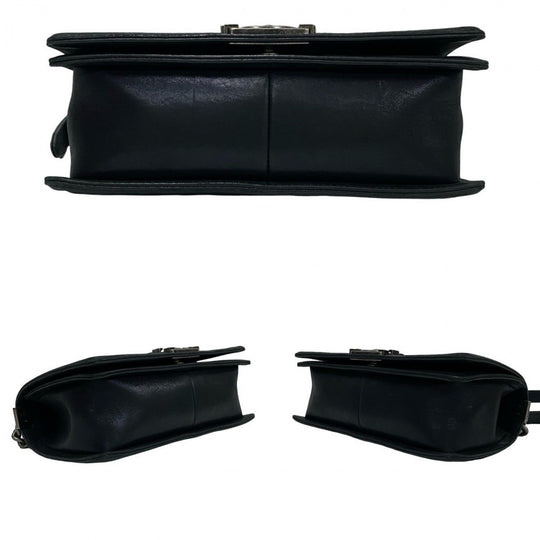 CHANEL Shoulder Bag leather black Boy chanel