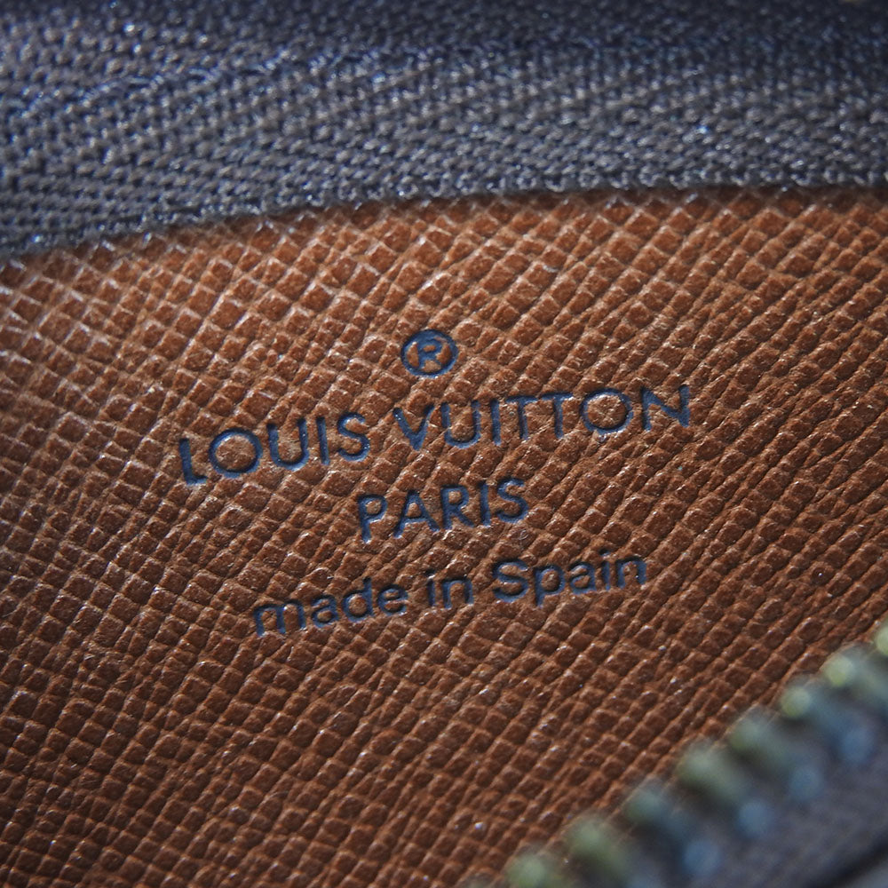 LOUIS VUITTON Coin case M62650 Monogram Brown Pochette Kle mens(Unisex) Used Authentic