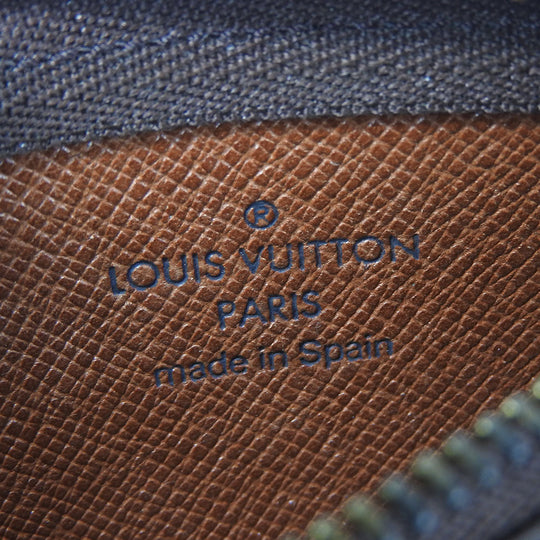 LOUIS VUITTON Coin case M62650 Monogram Brown Pochette Kle mens(Unisex) Used Authentic
