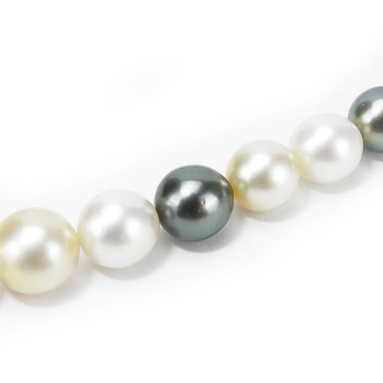 TASAKI Necklace Pearls, South Sea Pearls multicolor Women Used Authentic
