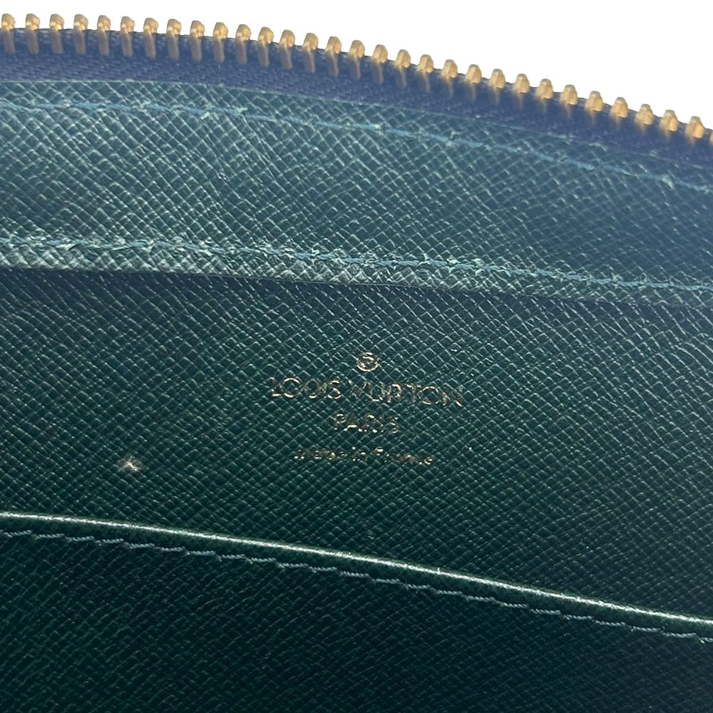 LOUIS VUITTON business bag M30184 Taiga green Baikal mens Used Authentic