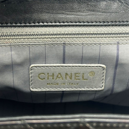 CHANEL Handbag enamel black Women Used Authentic