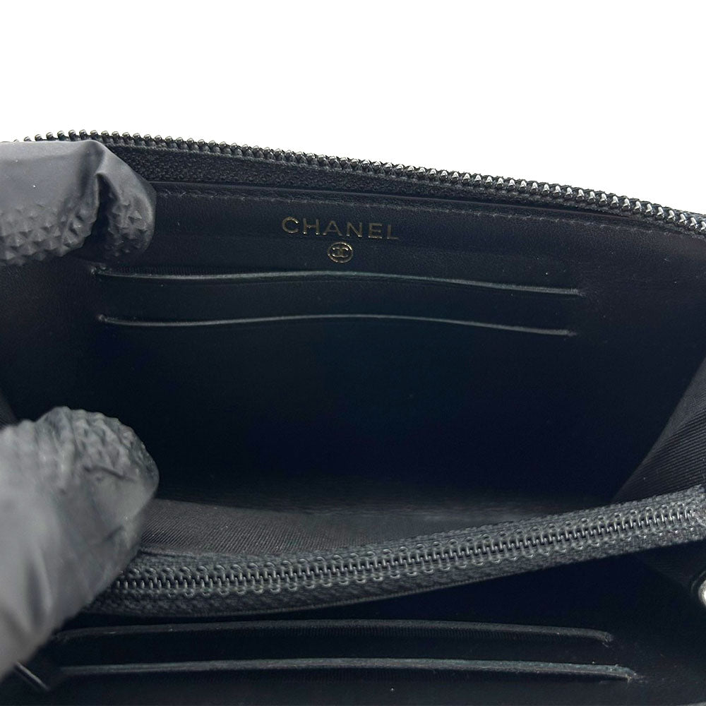 CHANEL Coin case Caviar skin black Boy chanel Women Used Authentic