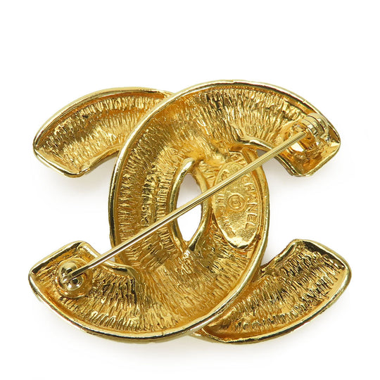 CHANEL Brooch metal gold Matelasse stitch Women Used Authentic