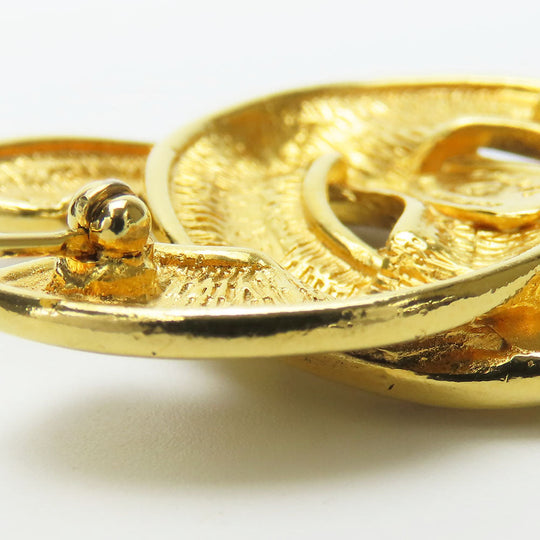 CHANEL Brooch metal gold Matelasse stitch Women Used Authentic