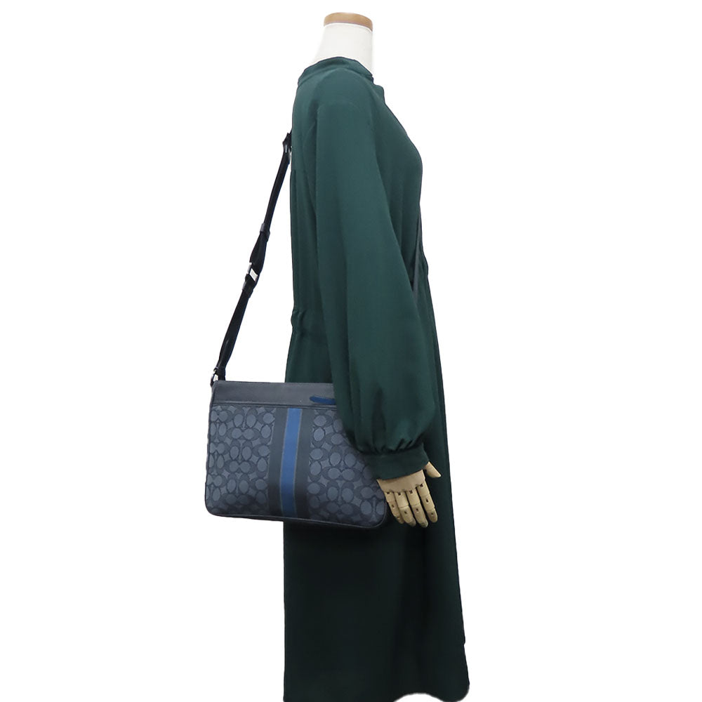 COACH Messenger bag C5291 Canvas, Leather Navy Signature Thompson mens Used Authentic