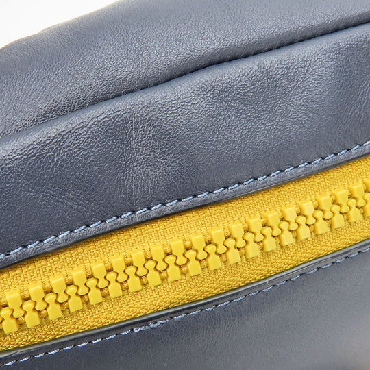 COACH Sling bag CE552 leather Navy Quilting and Coach Stamp mens Used Authentic