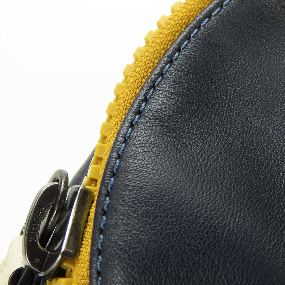 COACH Sling bag CE552 leather Navy Quilting and Coach Stamp mens Used Authentic