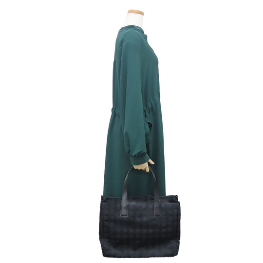 CHANEL Tote Bag Nylon, Leather black New Travel Line MM Women Used Authentic