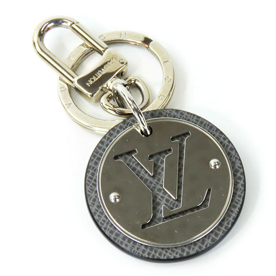 LOUIS VUITTON key ring M00477 Taiga, Metal gray Portocre LV Circle mens Used Authentic