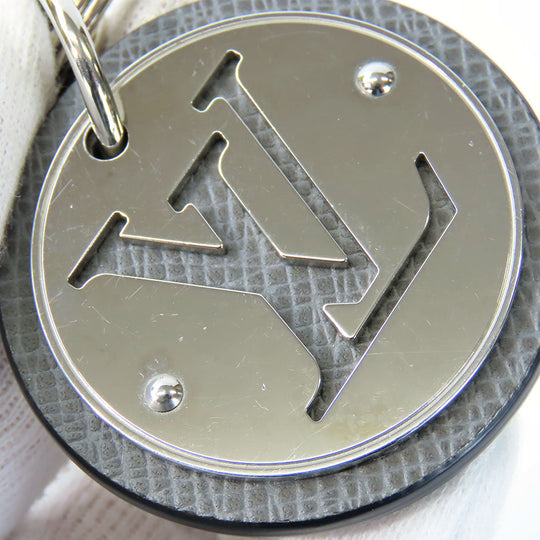 LOUIS VUITTON key ring M00477 Taiga, Metal gray Portocre LV Circle mens Used Authentic