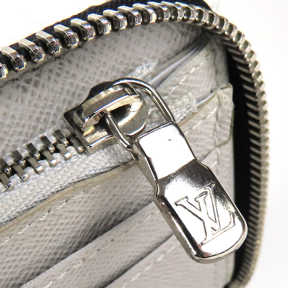 LOUIS VUITTON Long Wallet Purse M30446 Taiga Antarctica Taigalama Zippy Wallet Vertical