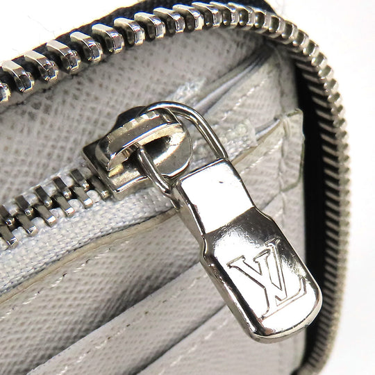 LOUIS VUITTON Long Wallet Purse M30446 Taiga Antarctica Taigalama Zippy Wallet Vertical