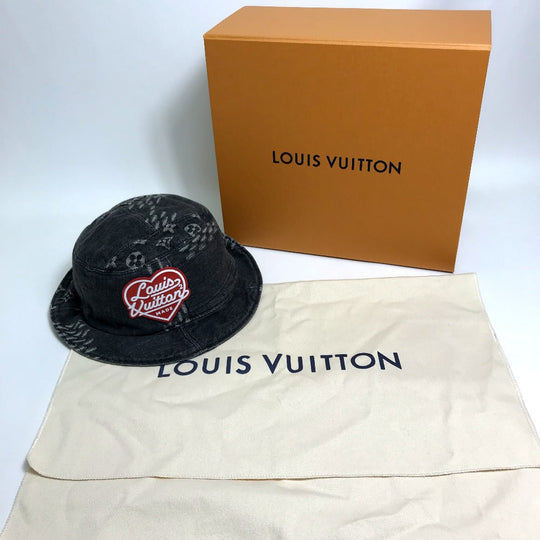 LOUIS VUITTON hat MP3244 cotton Black x white bonnet denim LV MADE Heart mens „M Used Authentic