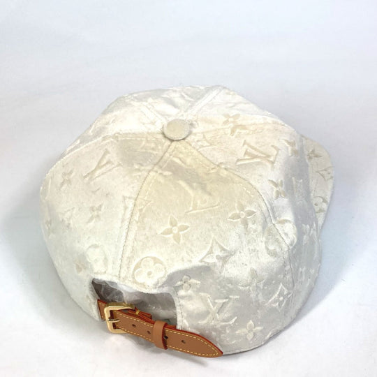 LOUIS VUITTON cap MP3421 polyester white Monogram newsboy velvet