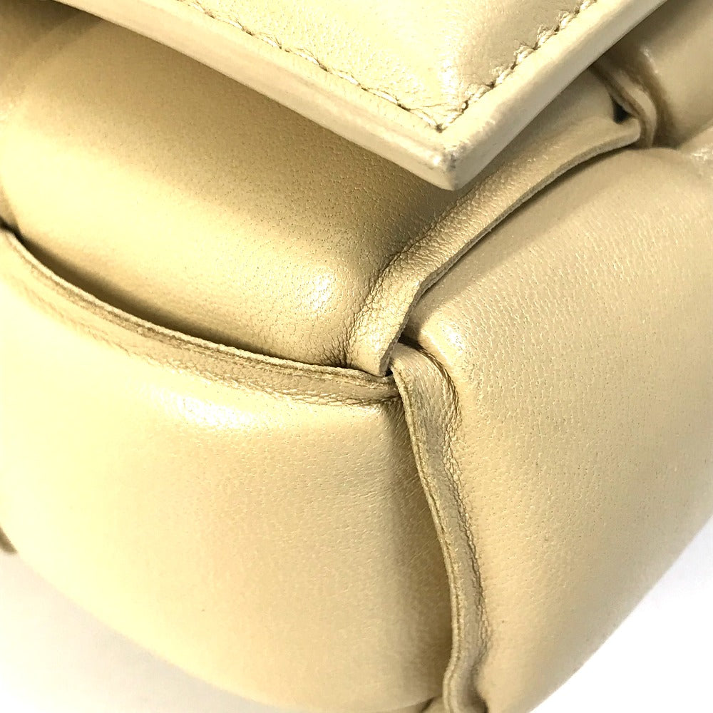 BOTTEGAVENETA Shoulder Bag 717506 leather beige Padded cassette Women Used Authentic