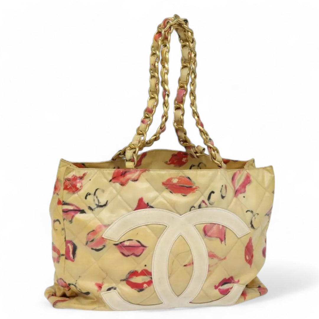 Chanel Chain Tote Bag Vinyl White CC Logo Quilted Pattern Women's Handbag