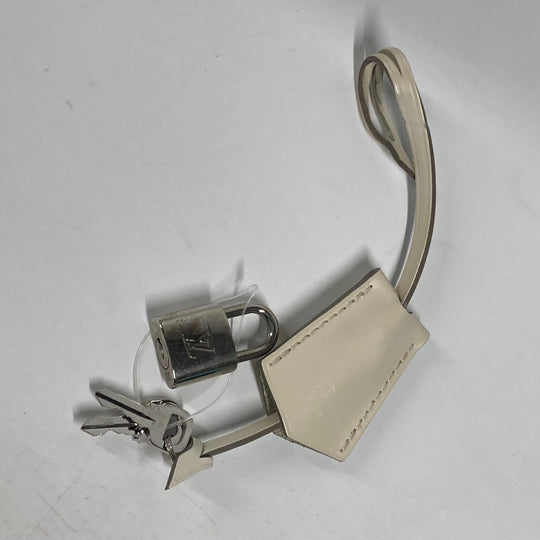 LOUIS VUITTON Handbag M5904J Epi Leather white Epi Pont Neuf GM Women Used Authentic