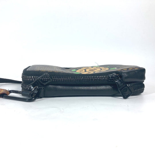 LOUIS VUITTON Shoulder Bag N40377 Damier Giant Canvas Brown Damier Giant NIGO collaboration Double phone pouch mens Used Authentic