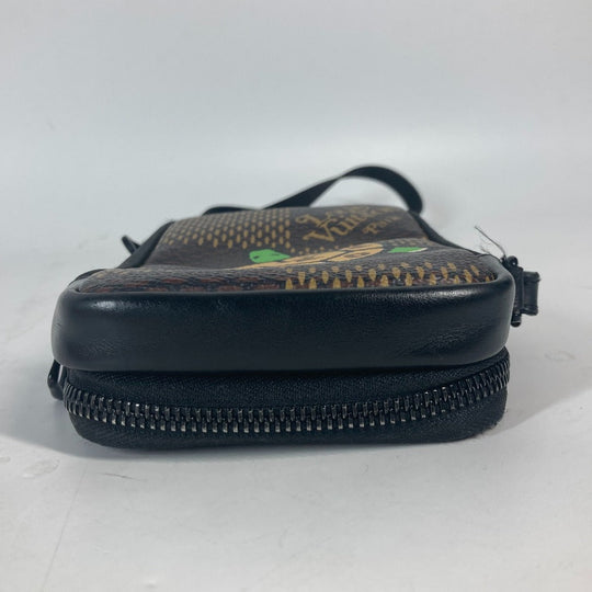 LOUIS VUITTON Shoulder Bag N40377 Damier Giant Canvas Brown Damier Giant NIGO collaboration Double phone pouch mens Used Authentic