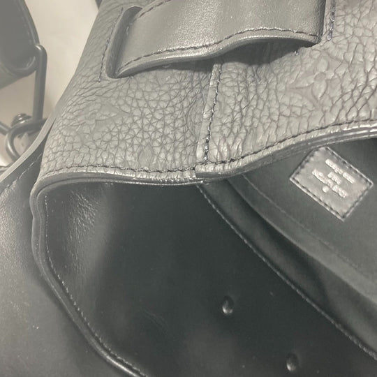 LOUIS VUITTON Shoulder Bag M55701 Taurillon Clemence Leather black Monogram Steamer PM mens Used Authentic
