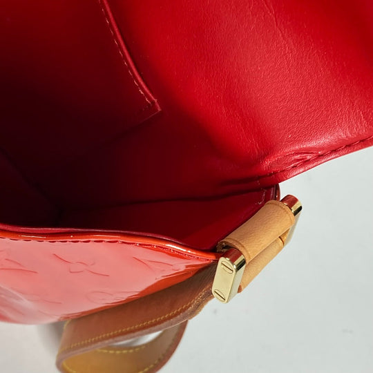 LOUIS VUITTON Shoulder Bag M91094 Monogram Vernis Red Monogram Vernis Thompson Women Used Authentic