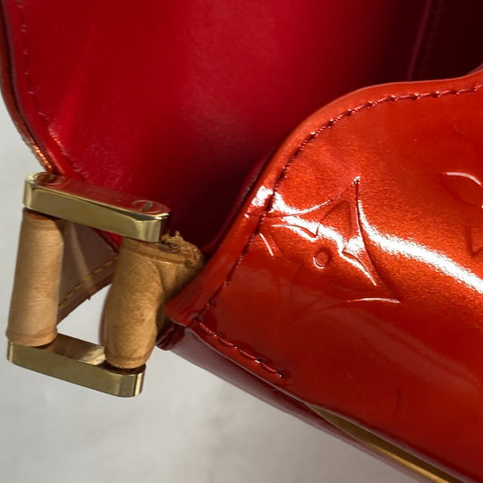 LOUIS VUITTON Shoulder Bag M91094 Monogram Vernis Red Monogram Vernis Thompson Women Used Authentic