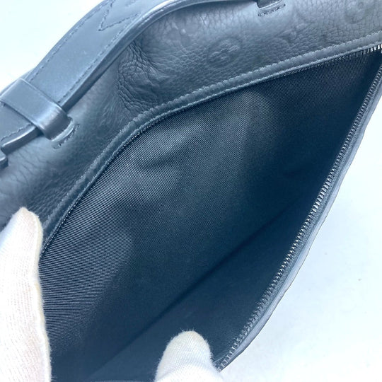 LOUIS VUITTON Handbag M20835 Taurillon Clemence Leather black Monogram Taurillon Clemence S-Lock Briefcase mens Used Authentic