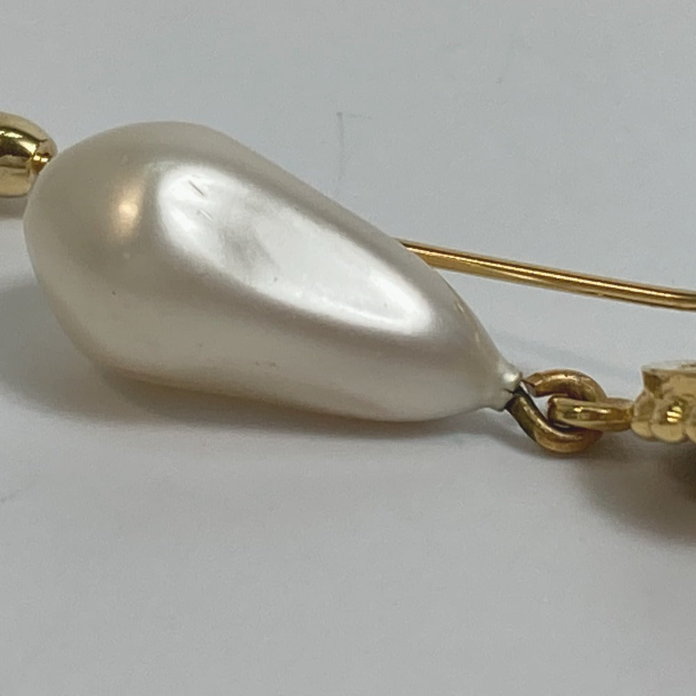 CHANEL Brooch Gold Plated, Faux Pearl Gold x White x Black Clover motif