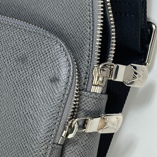 LOUIS VUITTON Shoulder Bag M30801 Taiga Leather gray Taiga avenue backpack mens Used Authentic