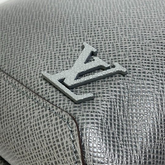 LOUIS VUITTON Shoulder Bag M30801 Taiga Leather gray Taiga avenue backpack mens Used Authentic