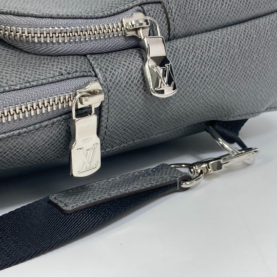 LOUIS VUITTON Shoulder Bag M30801 Taiga Leather gray Taiga avenue backpack mens Used Authentic