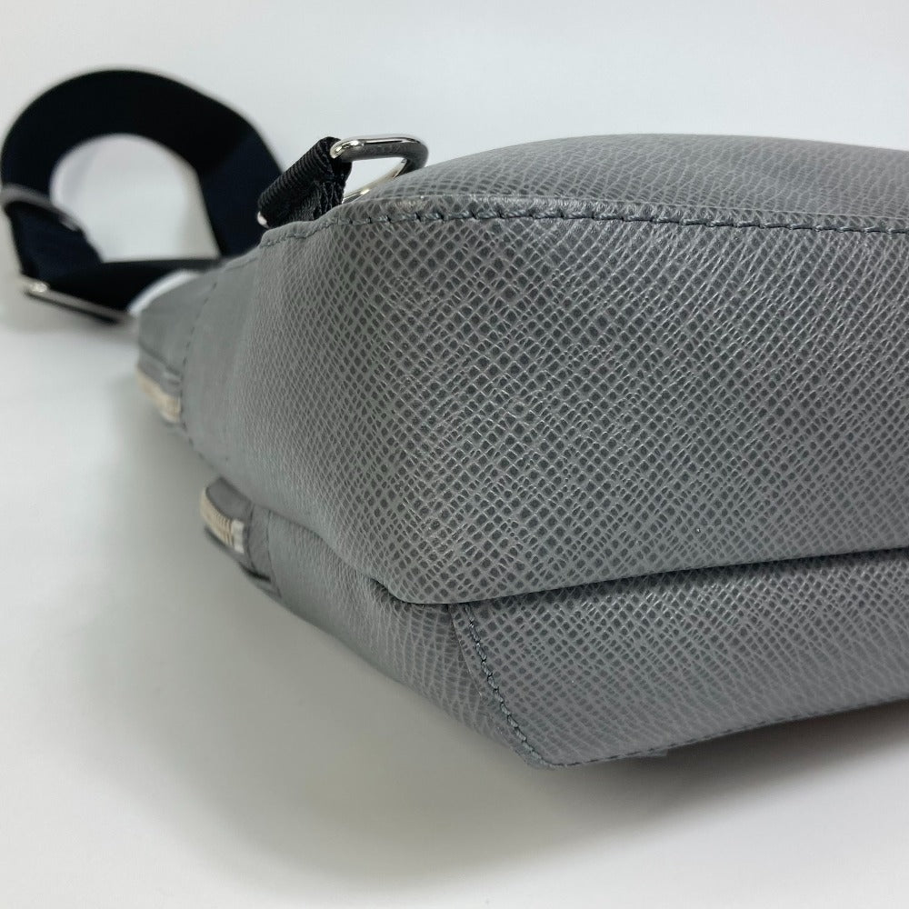 LOUIS VUITTON Shoulder Bag M30801 Taiga Leather gray Taiga avenue backpack mens Used Authentic