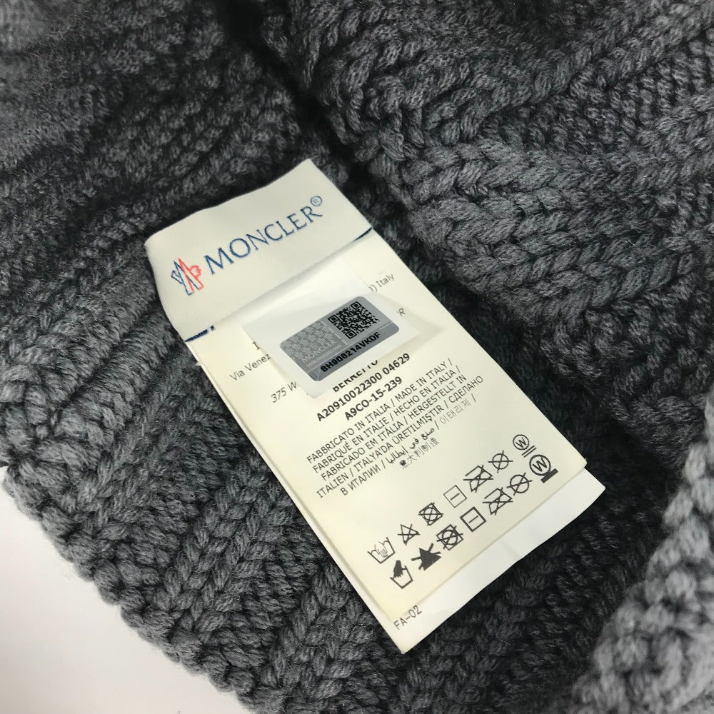 MONCLER Knit hat wool gray logo Wappen Women Used Authentic