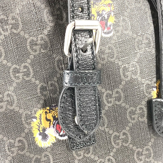 GUCCI Backpack 696013 GG Supreme Canvas black Interlocking G Medium backpack mens Used Authentic
