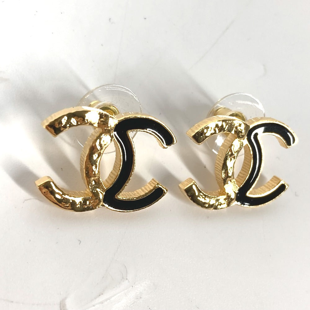 CHANEL Pierce metal gold 24C CC COCO Mark Women Used Authentic