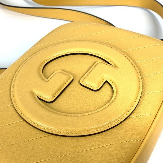 GUCCI Shoulder Bag 742360 leather yellow Round interlocking G tassel Blondy Women Used Authentic