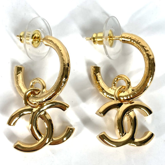 CHANEL Pierce metal gold 24C CC COCO Mark Women Used Authentic