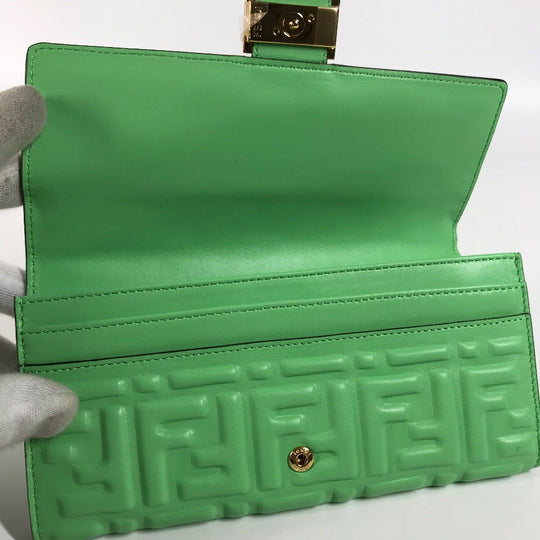 FENDI Long Wallet Purse 8M0251 leather green Baguette Continental Wallet Women Used Authentic