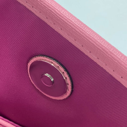 GUCCI Handbag 630589 GG Supreme canvas, leather pink Chilled license GG Supreme Strawberry Strawberry Glitter Kids Used Authentic