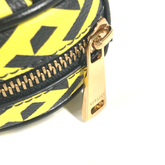 VERSACE Pouch leather Yellow x black Total logo Lagreca Round Belt Pouch mens(Unisex) Used Authentic